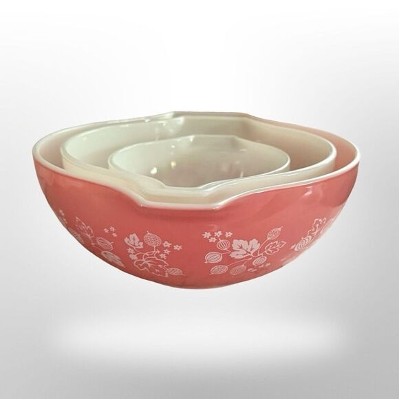1950s PYREX Pink Gooseberry Cinderella Mixing Bowls Set of 3 Excellent Shape! - Picture 5 of 16